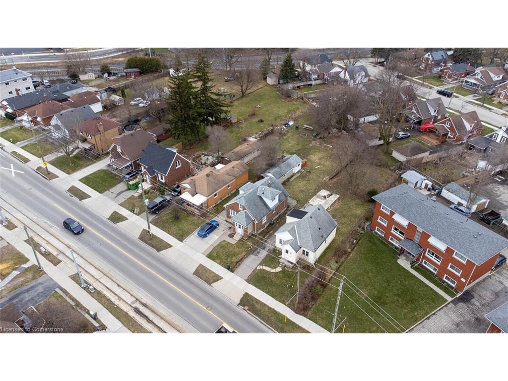









288


Ottawa

Street South,
Kitchener,







ON
N2G 3T6

