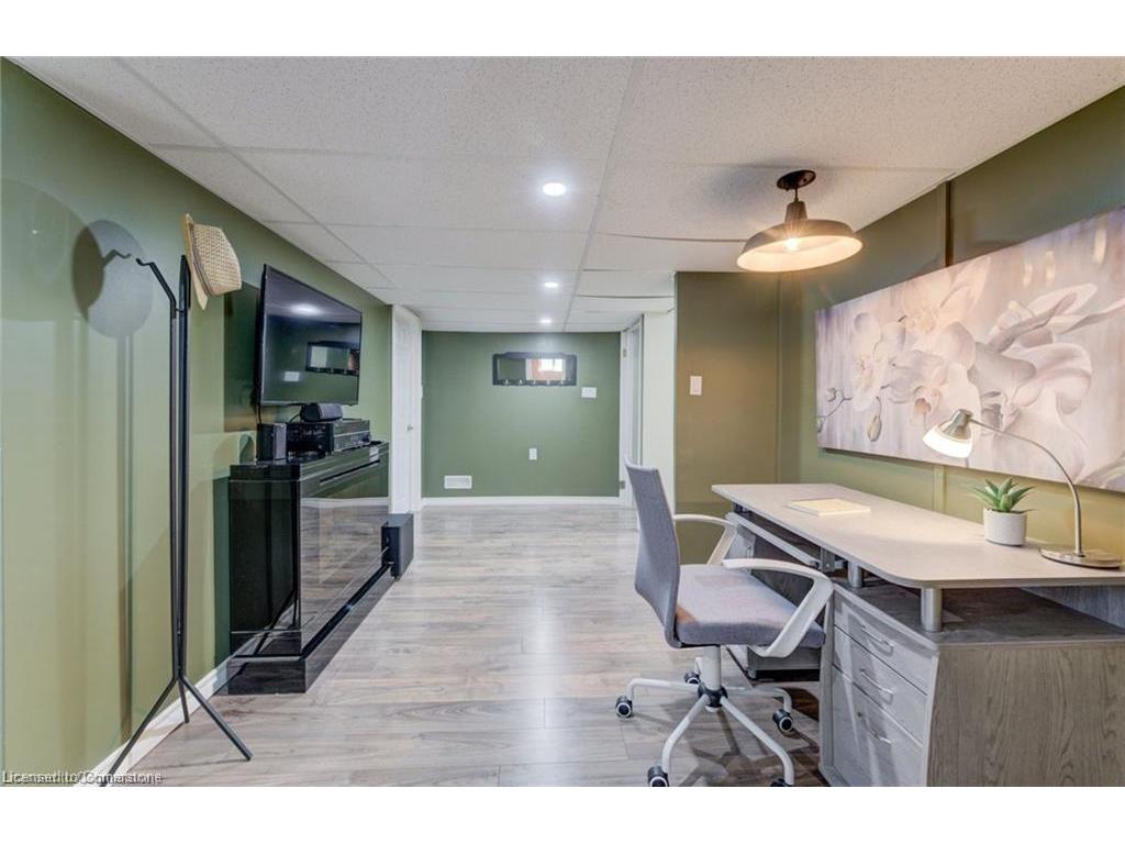 









13


Lowell

Street South, Basement,
Cambridge,




ON
N1R 5C8

