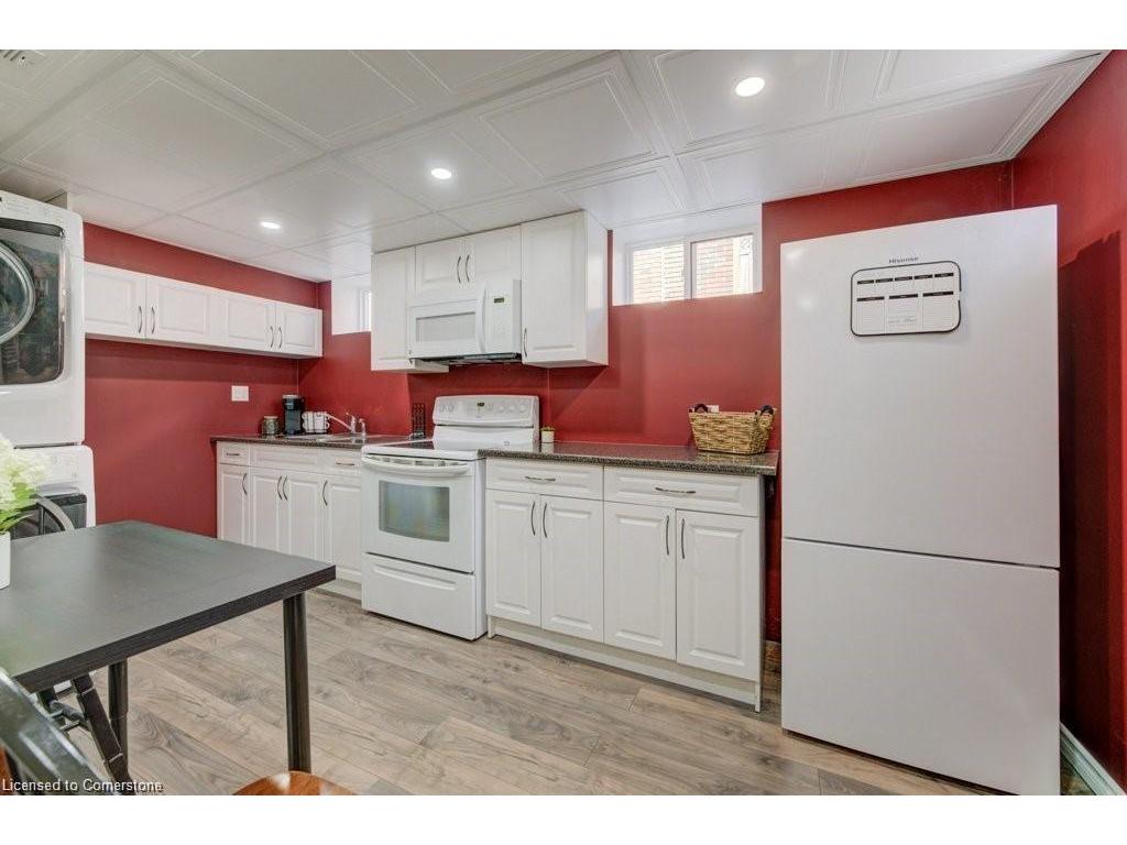 









13


Lowell

Street South, Basement,
Cambridge,




ON
N1R 5C8

