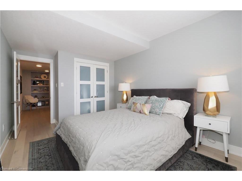 









112


Benton

Street, 710,
Kitchener,




ON
N2G 3H6


