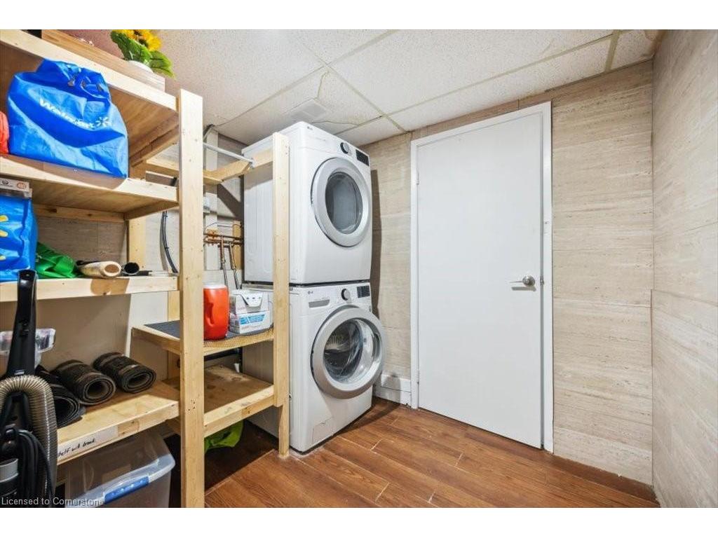 









421


Bairstow

Crescent, A,
Waterloo,




ON
N2K 2H7

