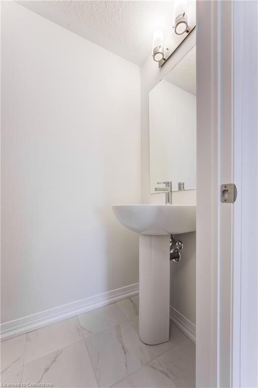 









210


Serene

Way, H066,
Kitchener,




ON
N2E 0H8

