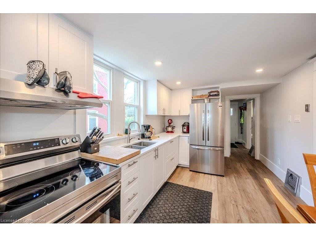 









180


David

Street,
Kitchener,




ON
N2G 1Y5


