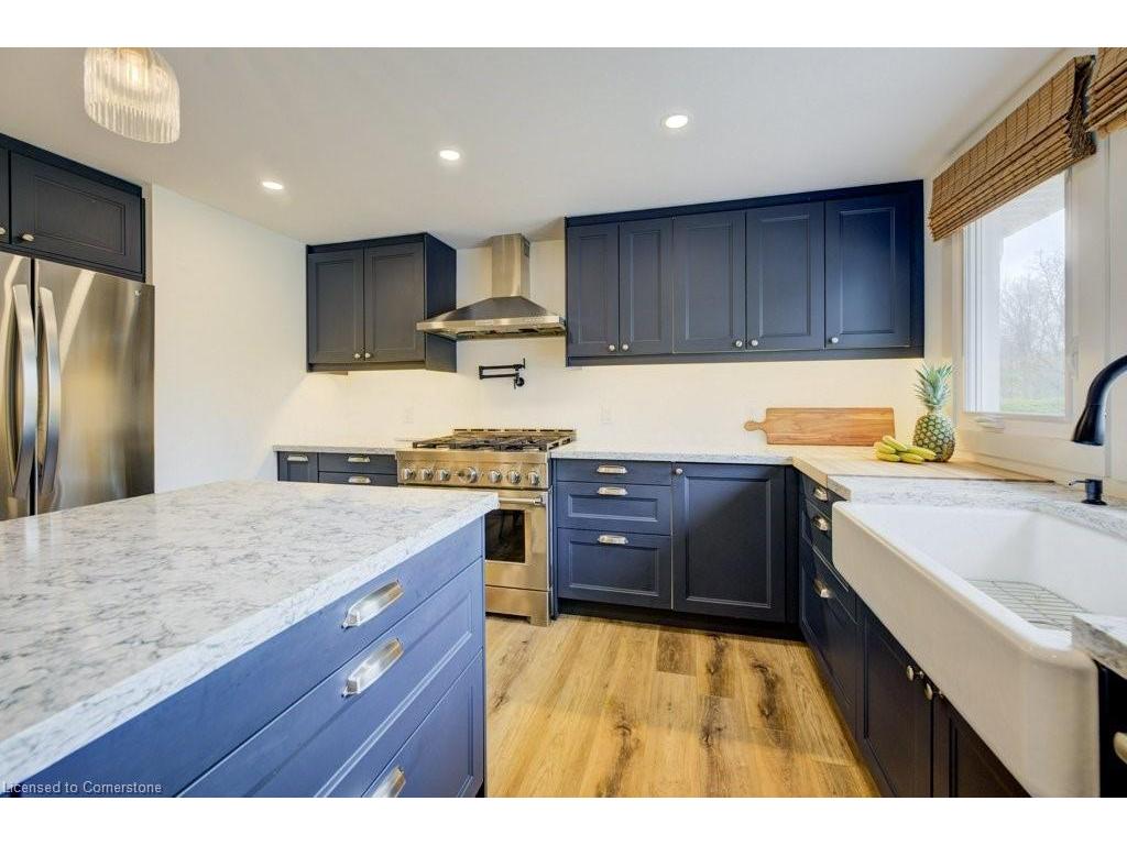 









36


Milton

Avenue West,
Cambridge,




ON
N3C 2Y4

