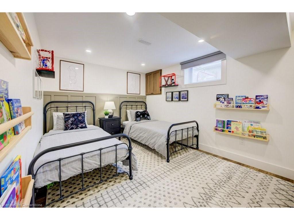 









36


Milton

Avenue West,
Cambridge,




ON
N3C 2Y4

