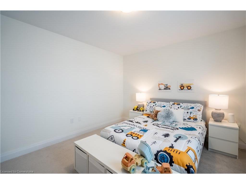 









765


Autumn Willow

Drive,
Waterloo,




ON
N2V 0E3

