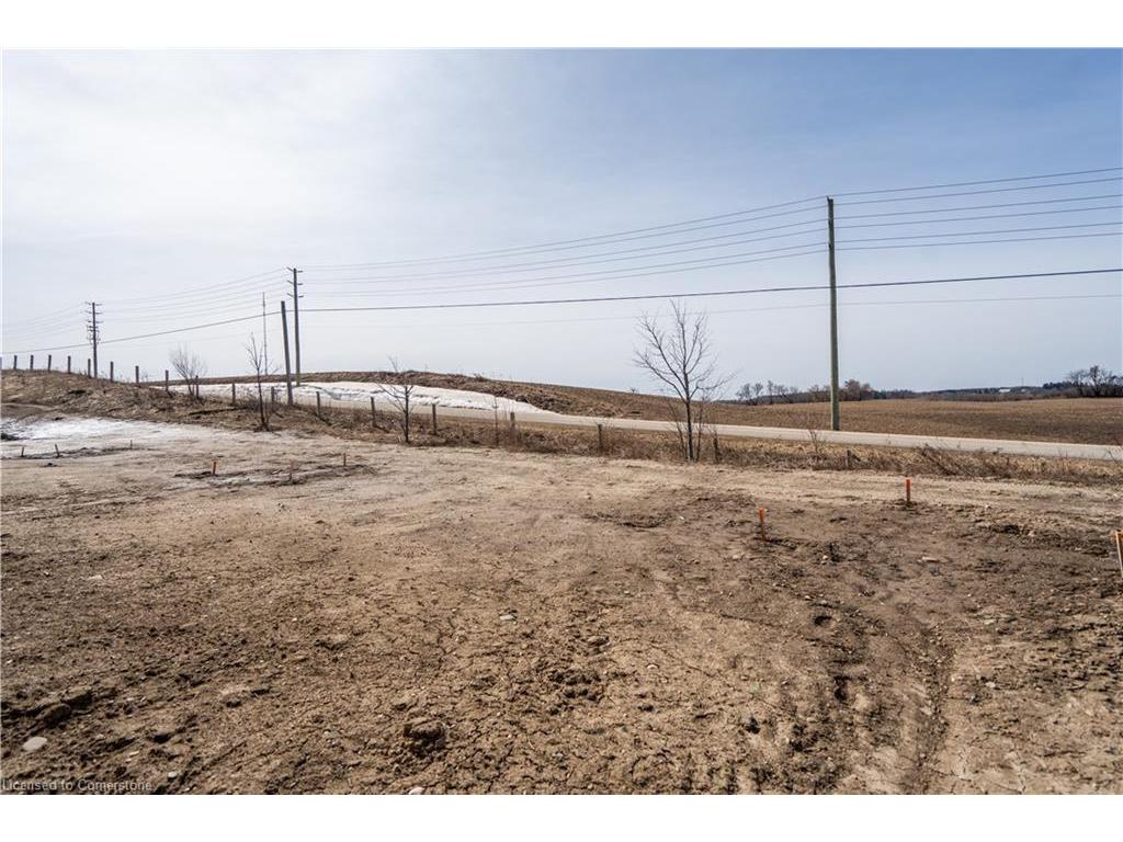 









765


Autumn Willow

Drive,
Waterloo,




ON
N2V 0E3

