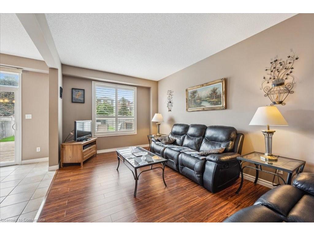 









519


Commonwealth

Crescent,
Kitchener,




ON
N2E 4K2

