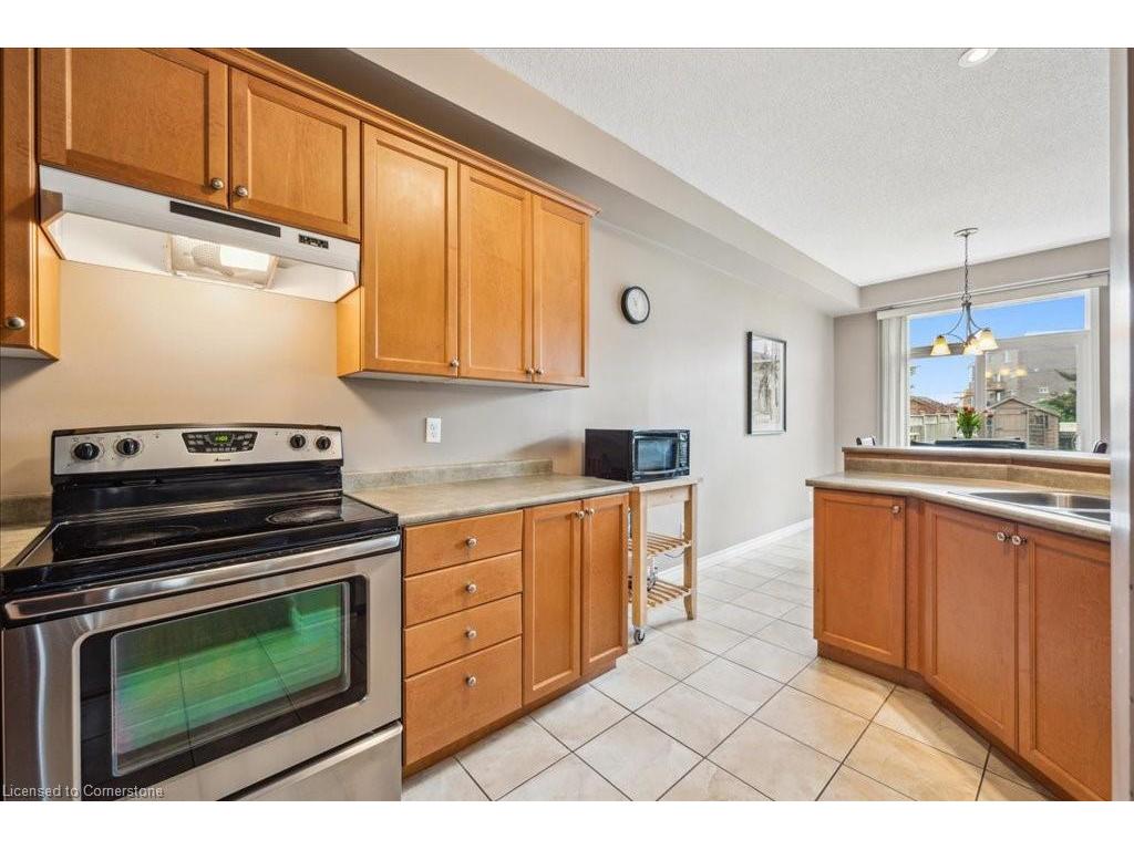 









519


Commonwealth

Crescent,
Kitchener,




ON
N2E 4K2


