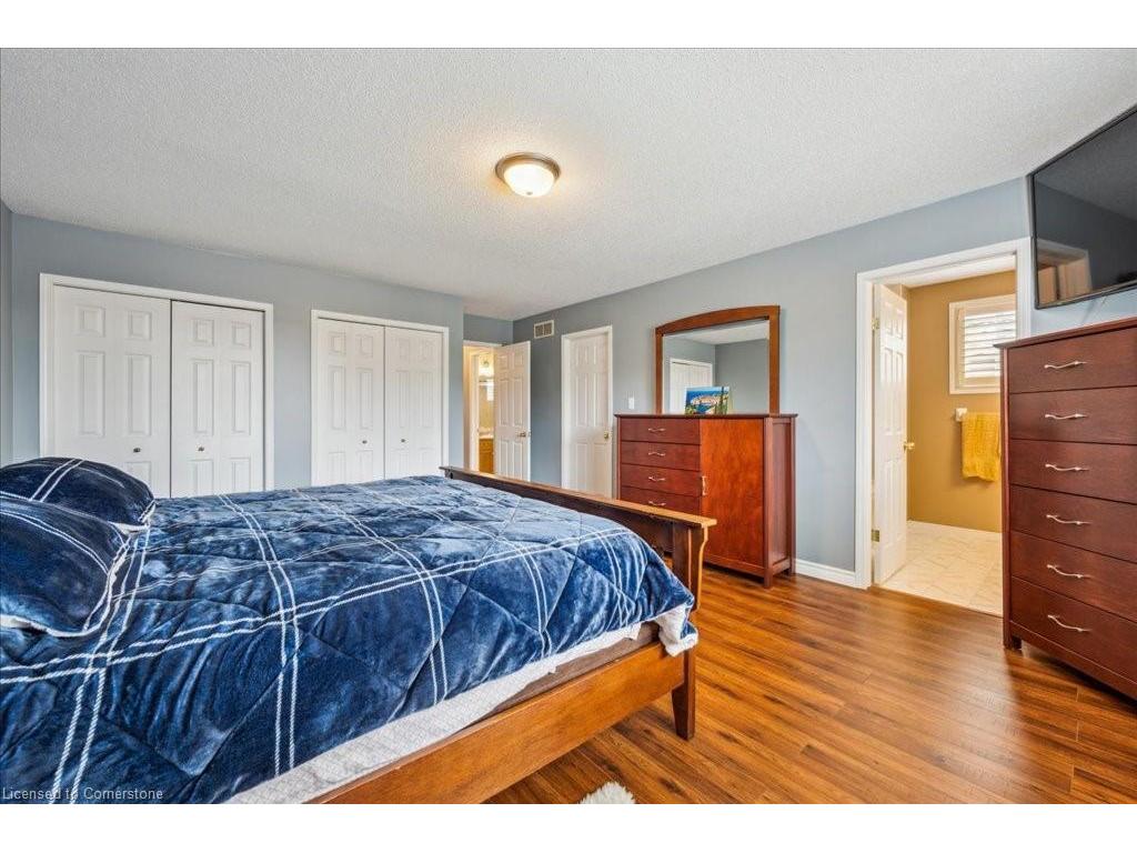 









519


Commonwealth

Crescent,
Kitchener,




ON
N2E 4K2

