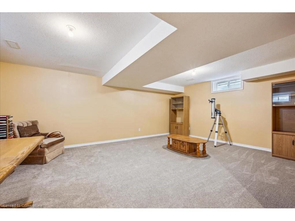 









519


Commonwealth

Crescent,
Kitchener,




ON
N2E 4K2

