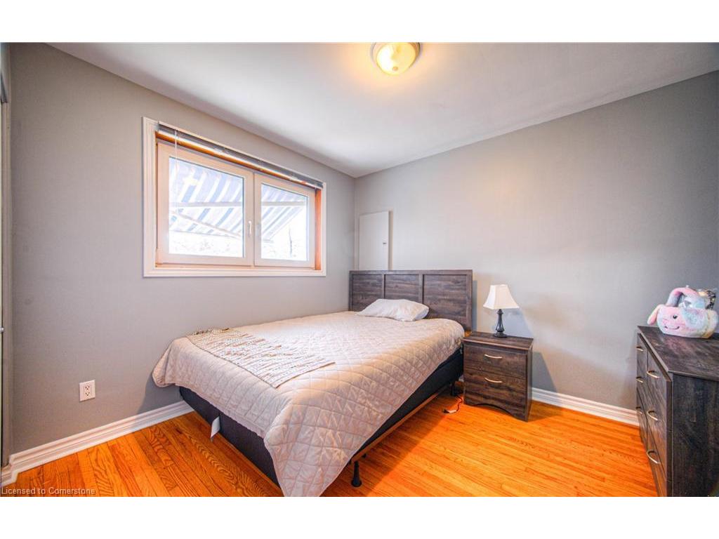 









22


Hampton

Place,
Kitchener,




ON
N2B 2S3

