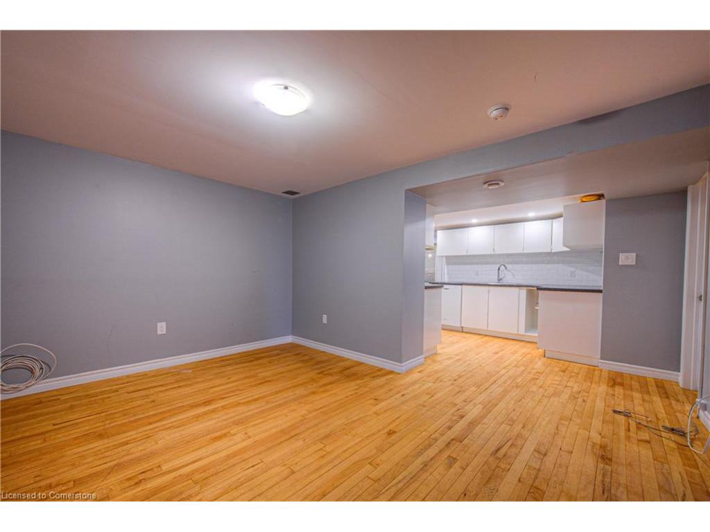 









22


Hampton

Place,
Kitchener,




ON
N2B 2S3

