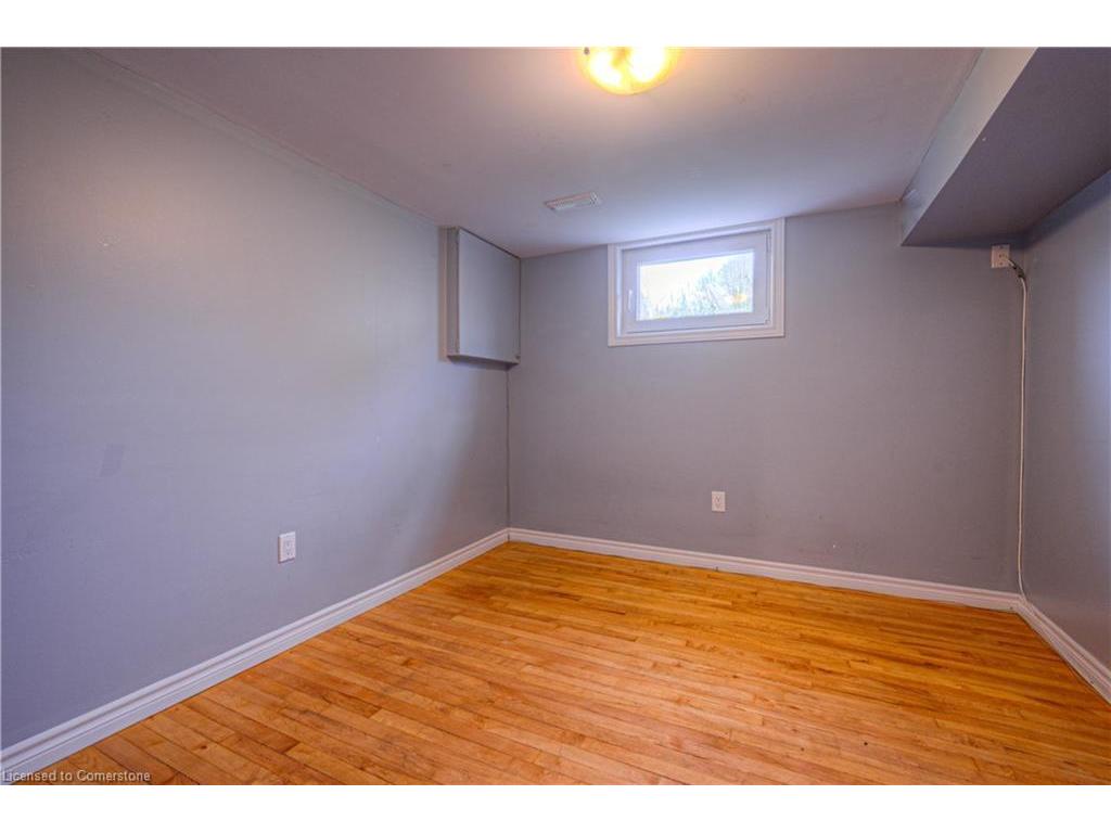 









22


Hampton

Place,
Kitchener,




ON
N2B 2S3

