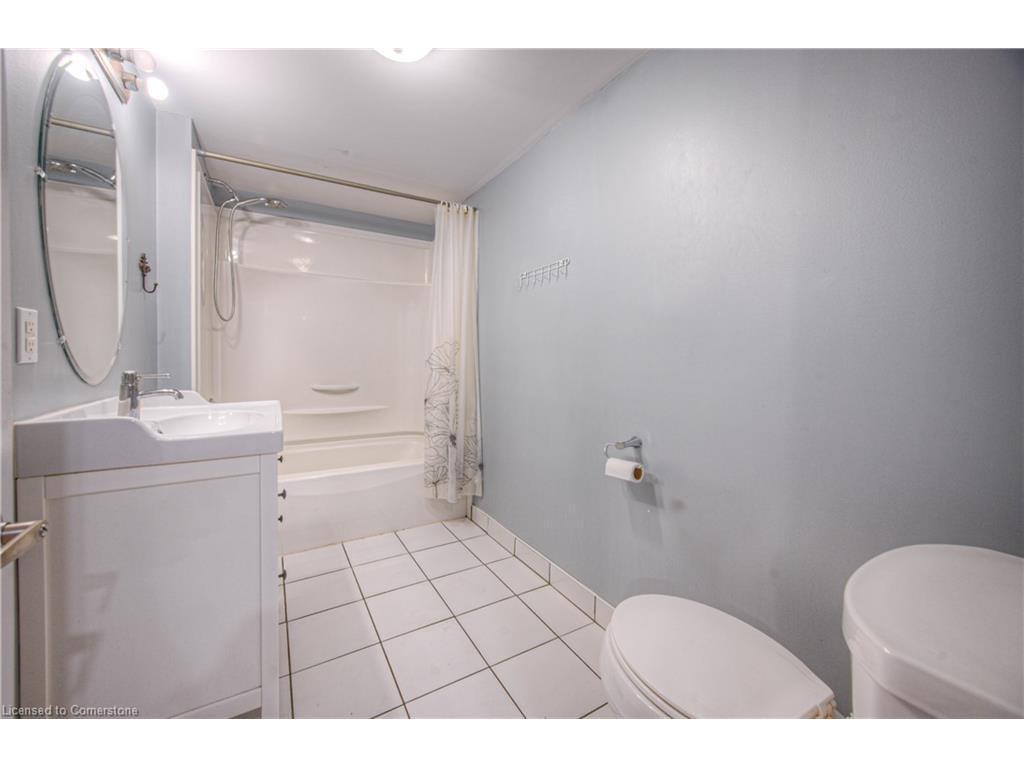 









22


Hampton

Place,
Kitchener,




ON
N2B 2S3

