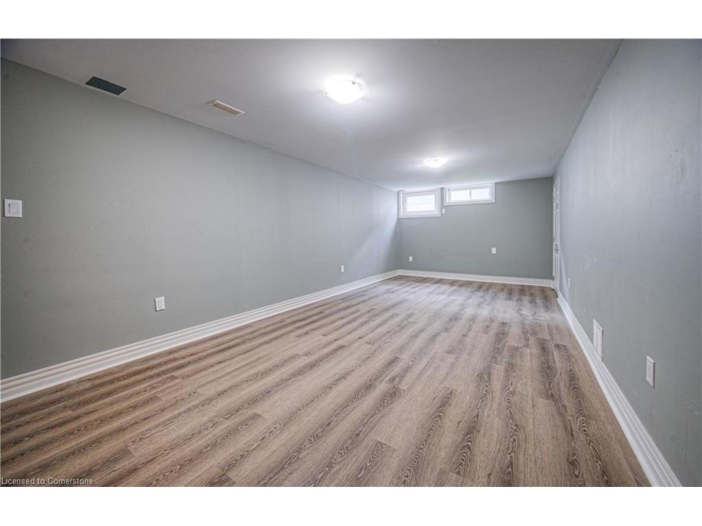 









22


Hampton

Place,
Kitchener,




ON
N2B 2S3

