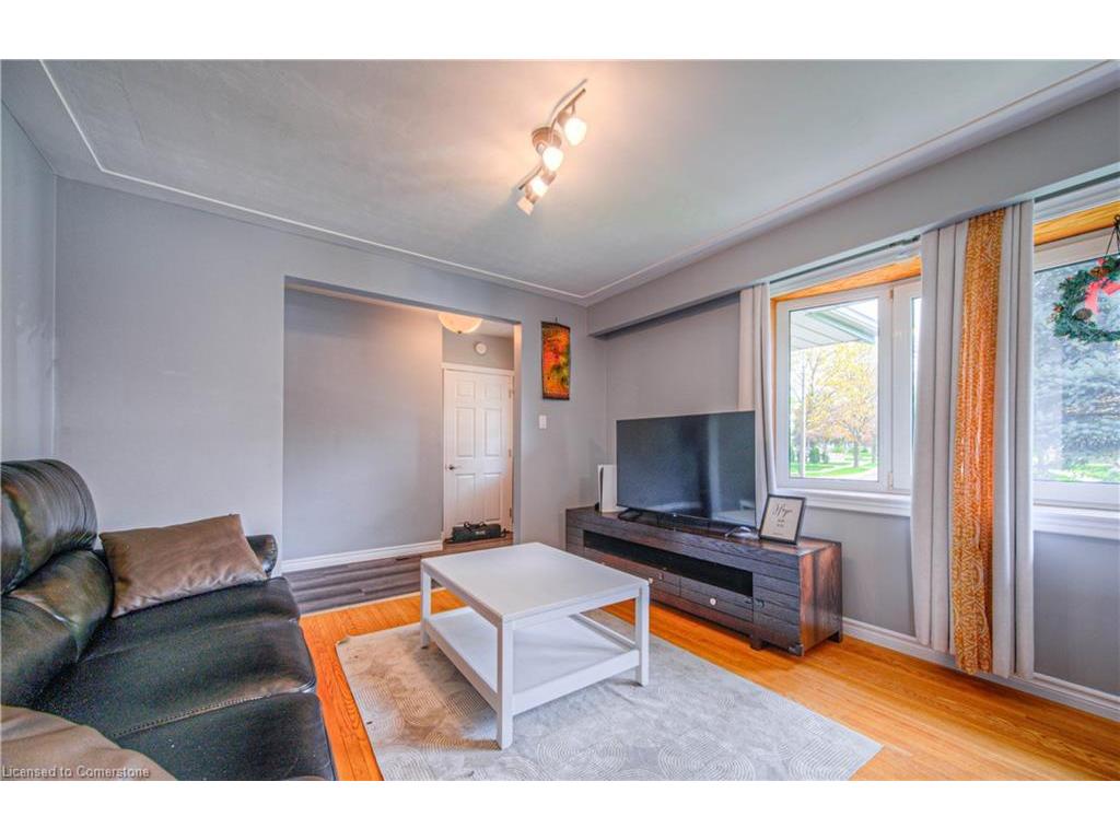 









22


Hampton

Place,
Kitchener,




ON
N2B 2S3

