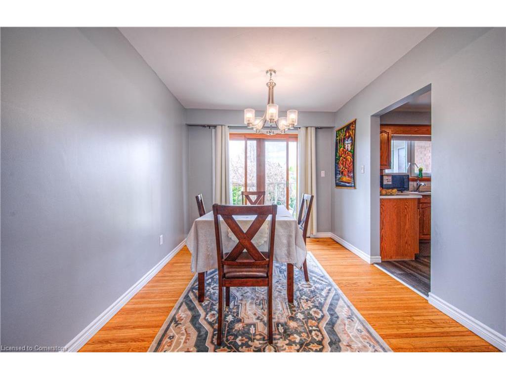 









22


Hampton

Place,
Kitchener,




ON
N2B 2S3

