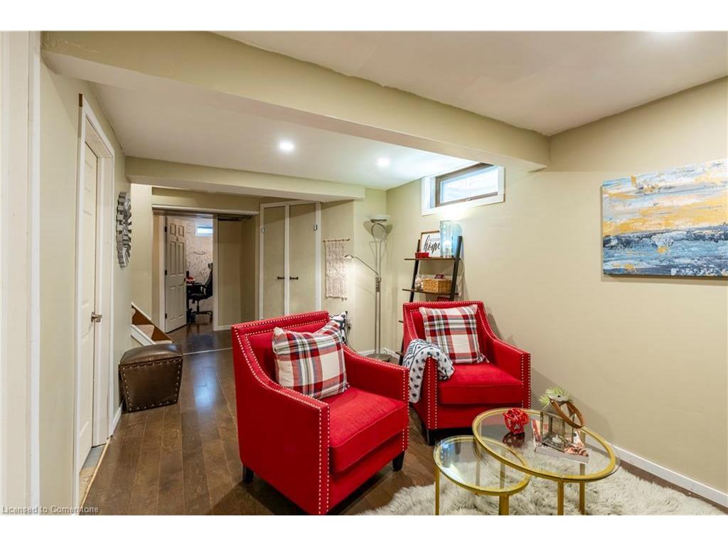 









3


Oak

Drive,
Elmira,




ON
N3B 1X5

