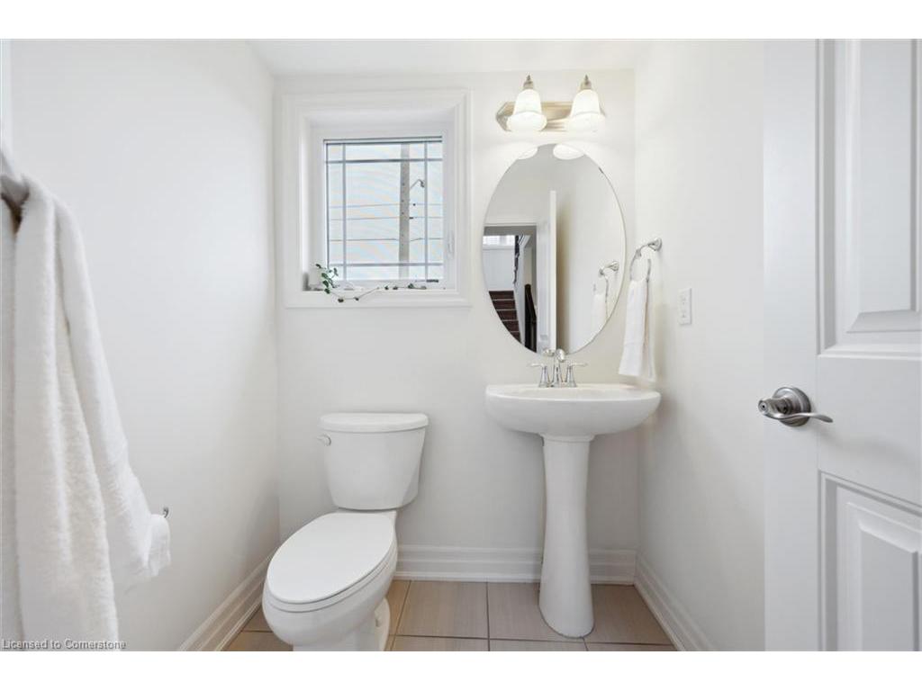 









1


Samuel

Drive,
Guelph,




ON
N1L 0K9

