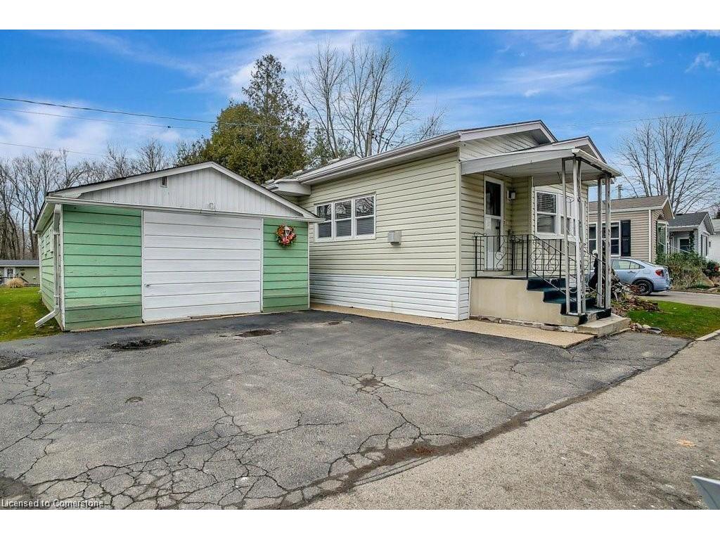 









12


Macpherson

Crescent,
Flamborough,




ON
N0B 2J0

