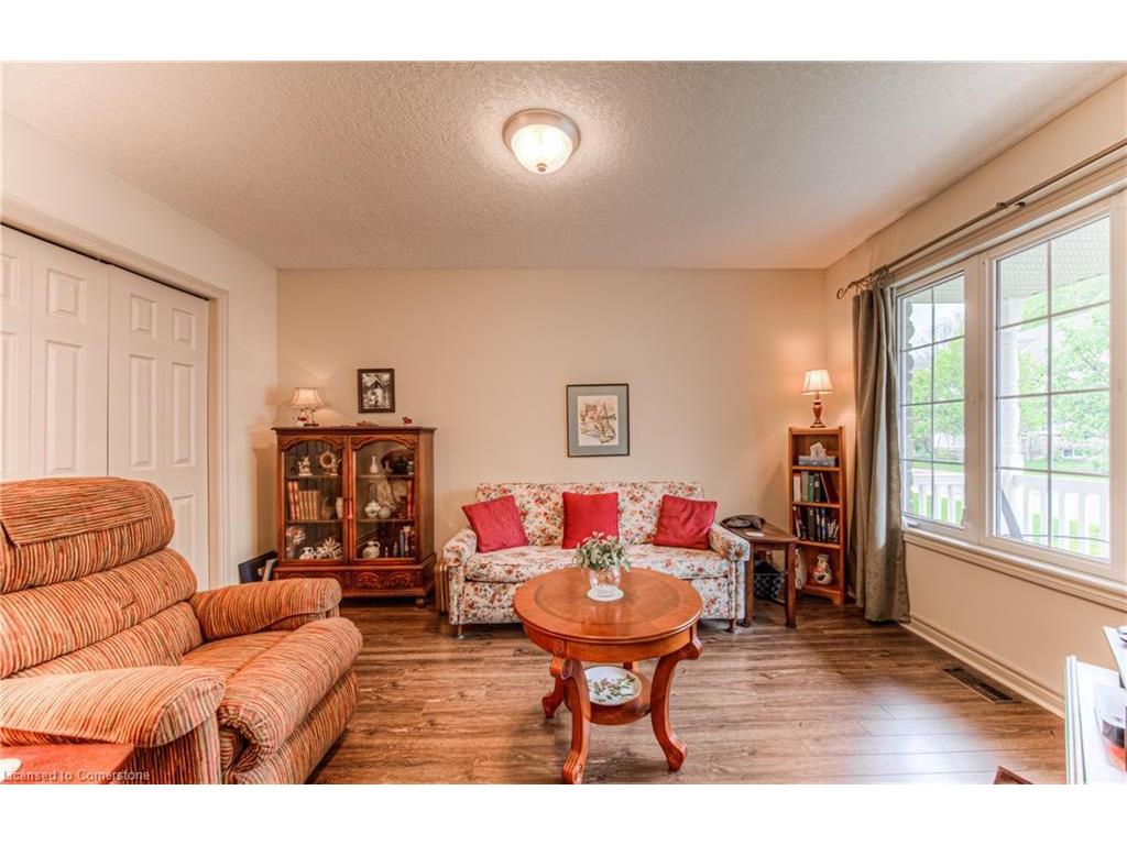 









350


Doon Valley

Drive, 10D,
Kitchener,




ON
N2P 2M9

