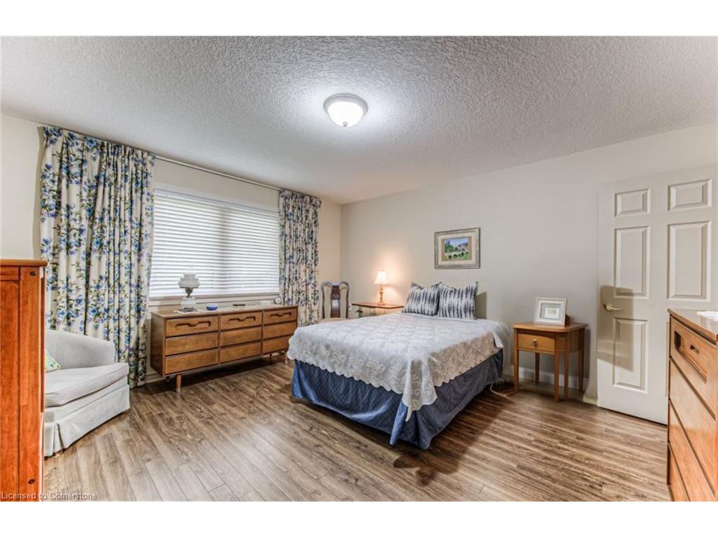 









350


Doon Valley

Drive, 10D,
Kitchener,




ON
N2P 2M9

