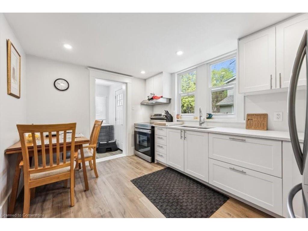 









180


David

Street,
Kitchener,




ON
N2G 1Y5

