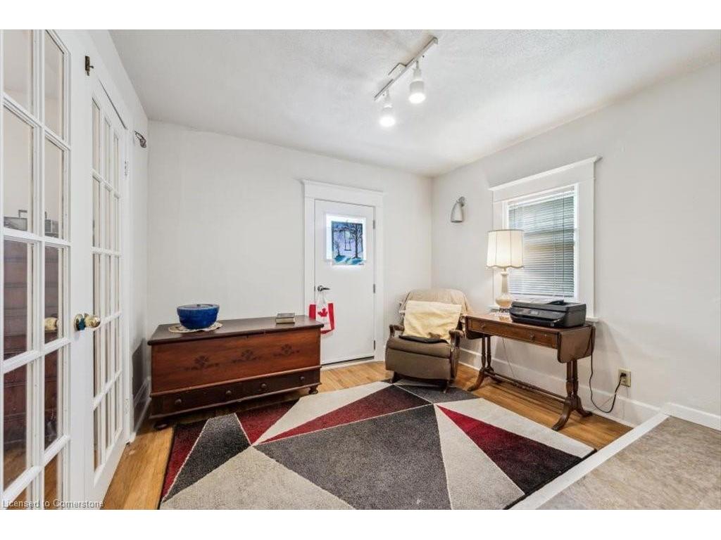









180


David

Street,
Kitchener,




ON
N2G 1Y5

