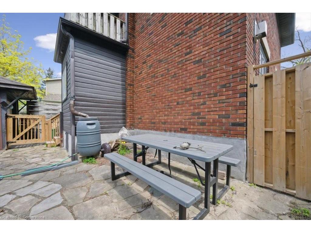 









180


David

Street,
Kitchener,




ON
N2G 1Y5

