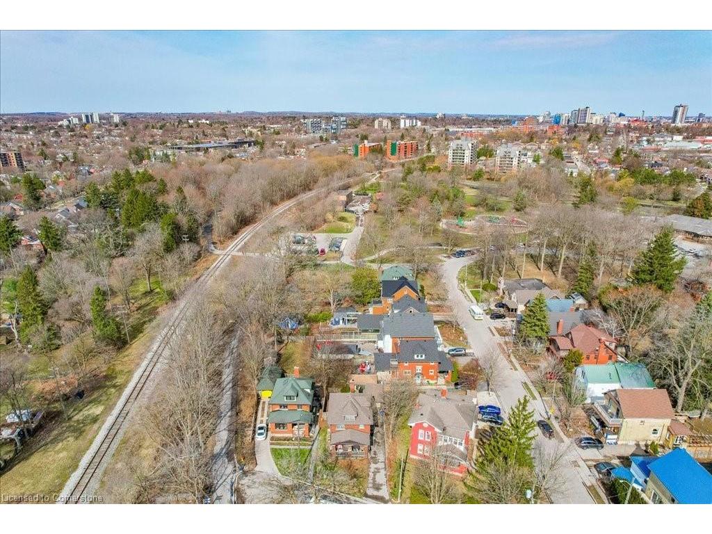 









180


David

Street,
Kitchener,




ON
N2G 1Y5

