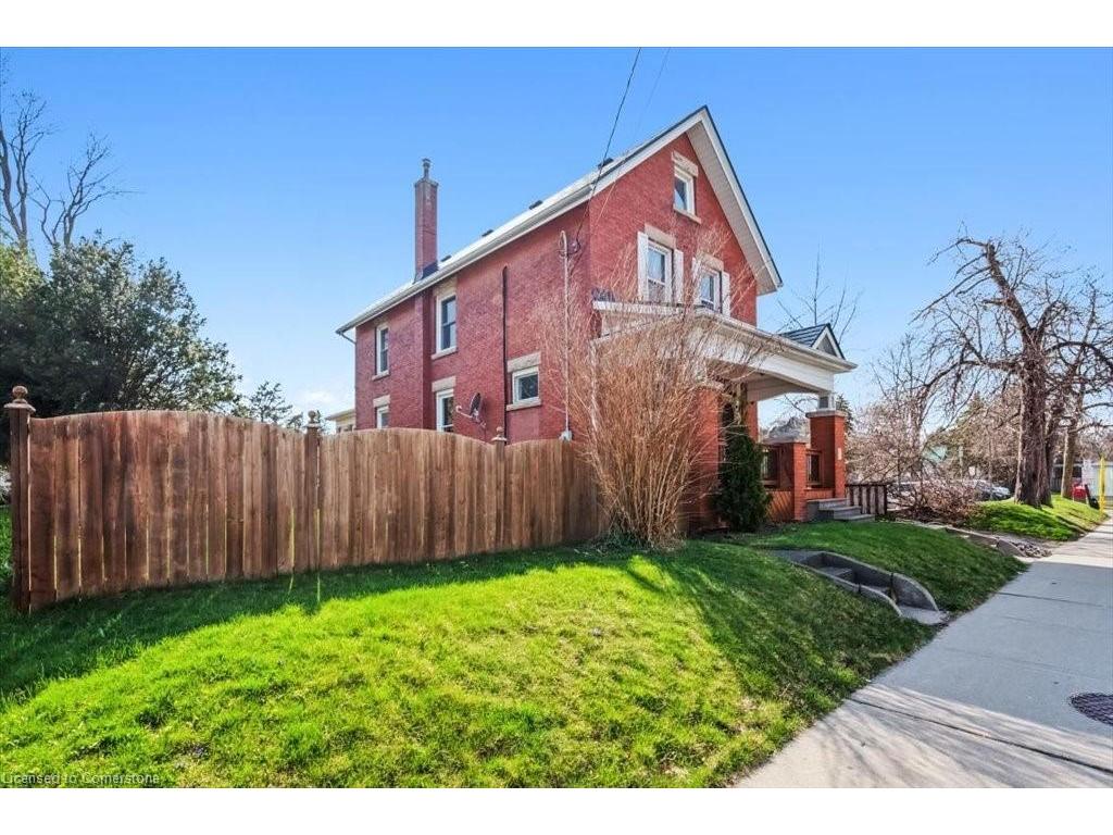 









572


Woolwich

Street,
Guelph,




ON
N1H 3Y2

