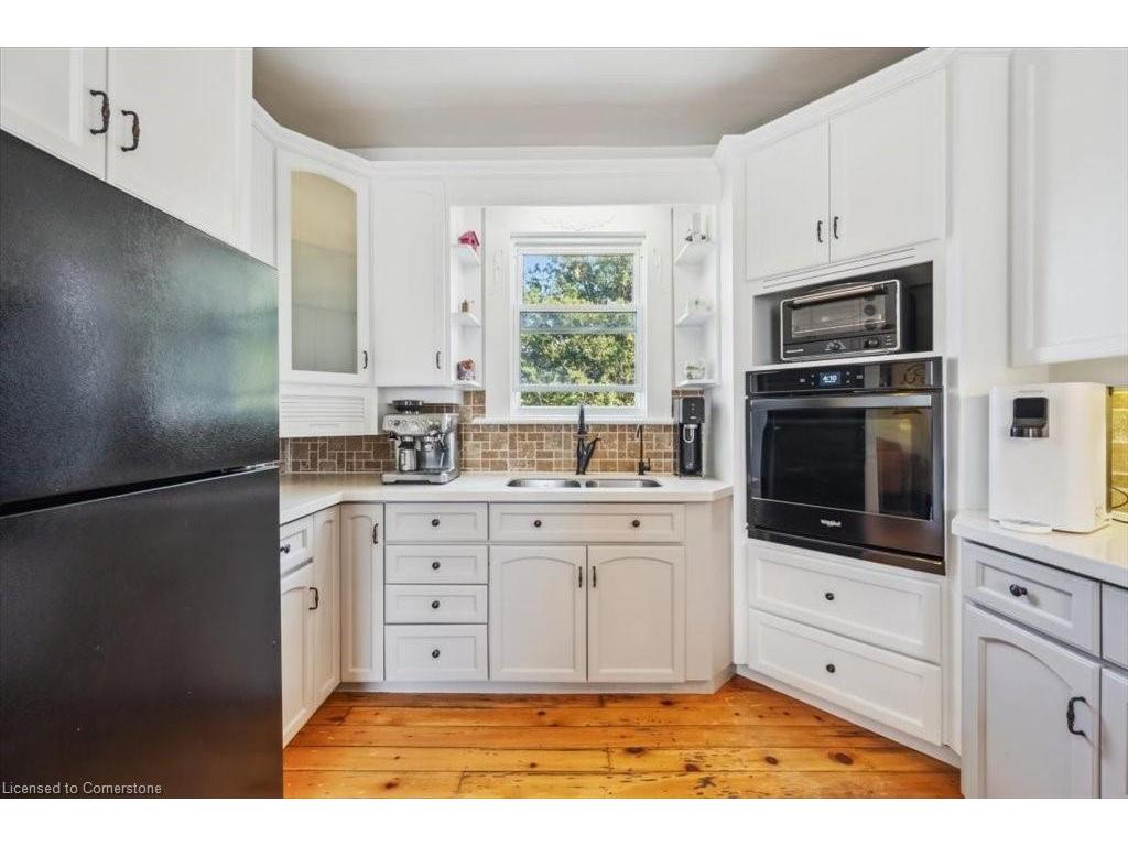 









572


Woolwich

Street,
Guelph,




ON
N1H 3Y2

