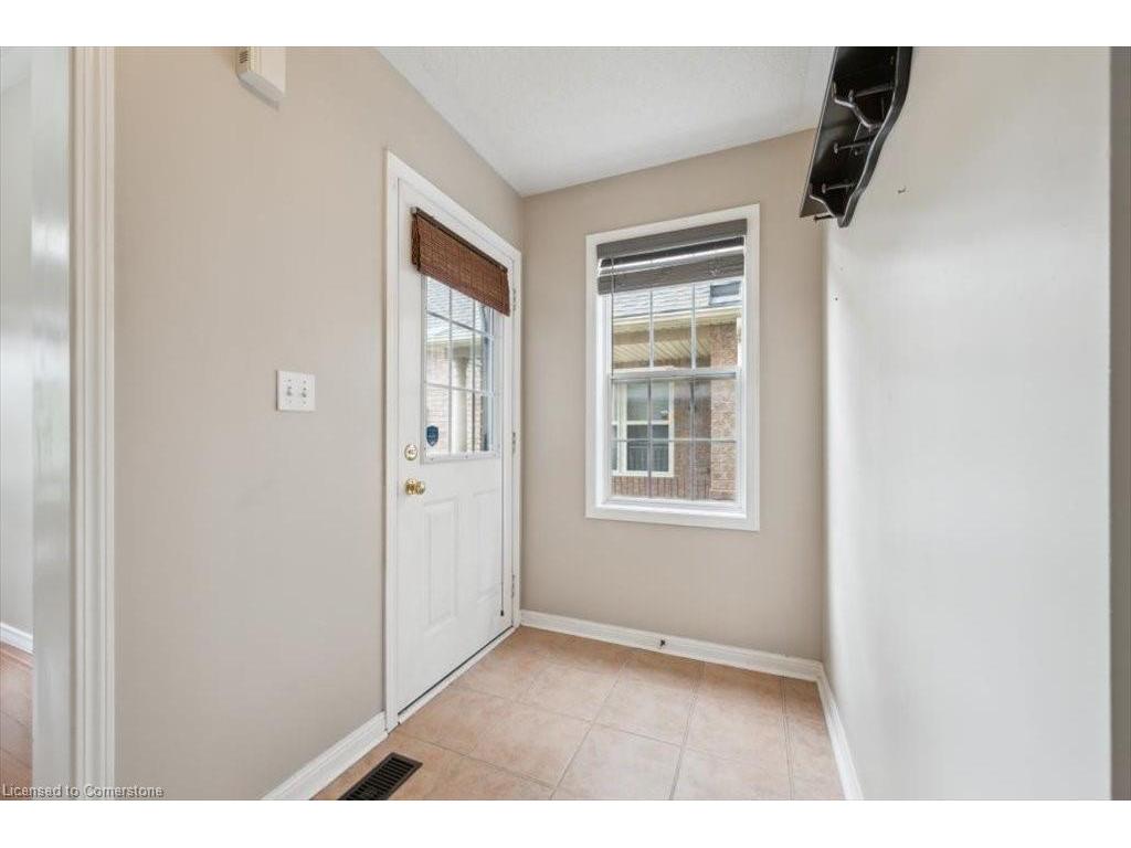 









1617


Gowling

Terrace,
Milton,




ON
L9T 5J6

