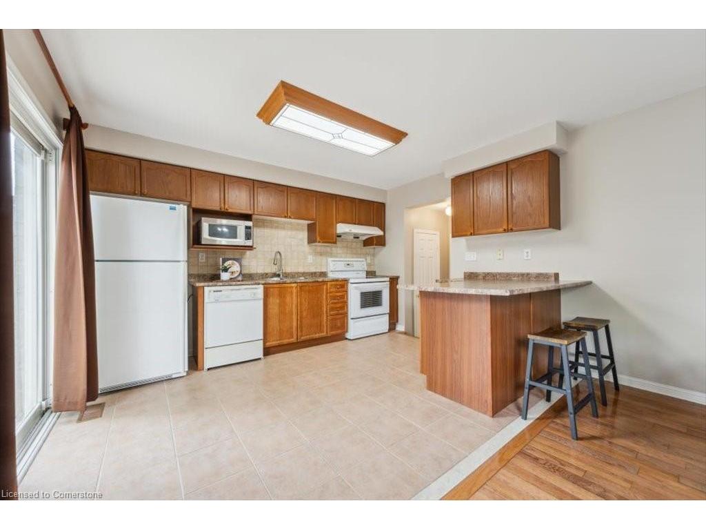 









1617


Gowling

Terrace,
Milton,




ON
L9T 5J6

