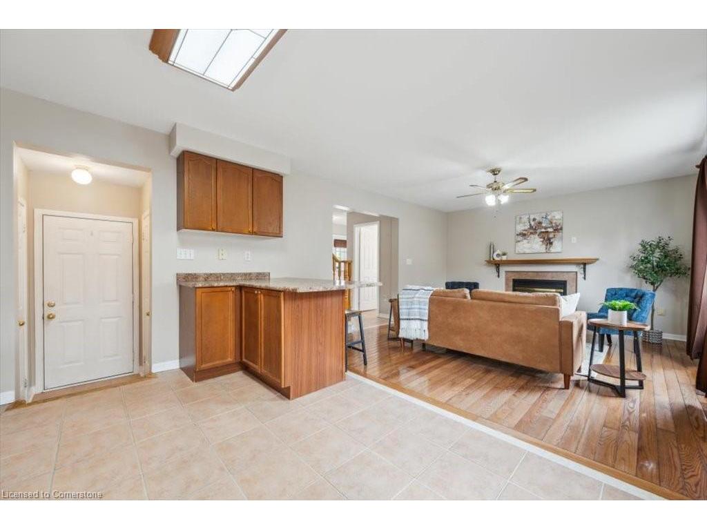 









1617


Gowling

Terrace,
Milton,




ON
L9T 5J6

