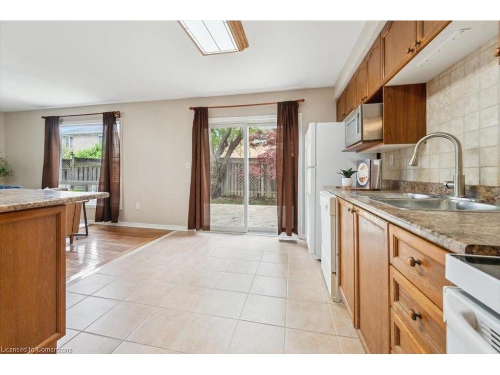 









1617


Gowling

Terrace,
Milton,




ON
L9T 5J6

