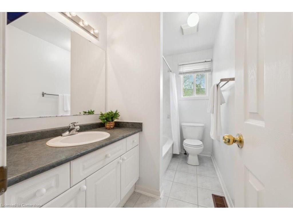 









1617


Gowling

Terrace,
Milton,




ON
L9T 5J6

