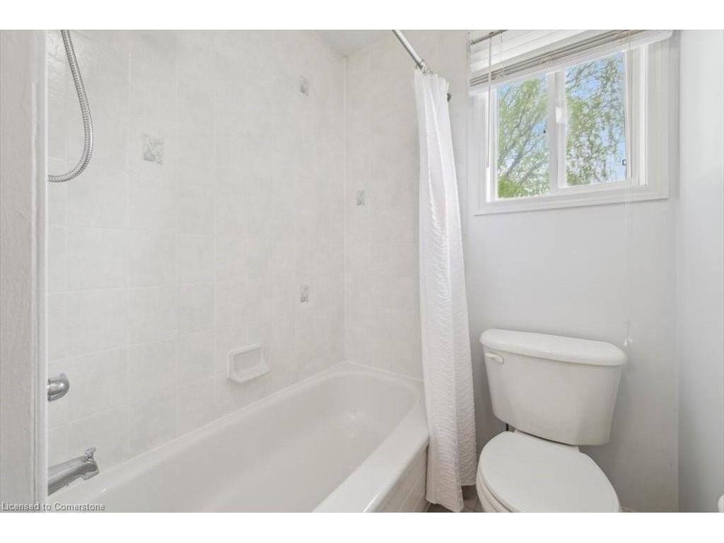 









1617


Gowling

Terrace,
Milton,




ON
L9T 5J6

