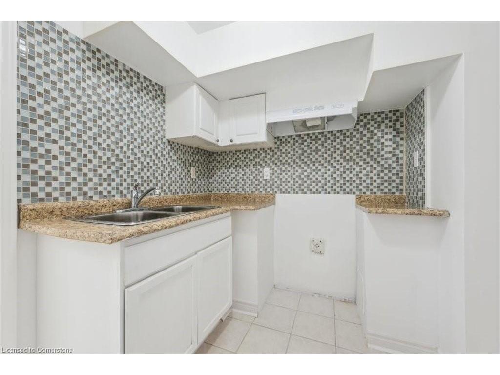 









1617


Gowling

Terrace,
Milton,




ON
L9T 5J6

