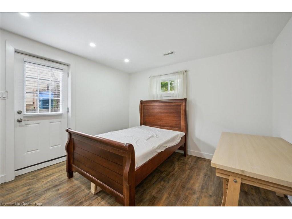 









53


Karen

Walk,
Waterloo,




ON
N2L 5X1

