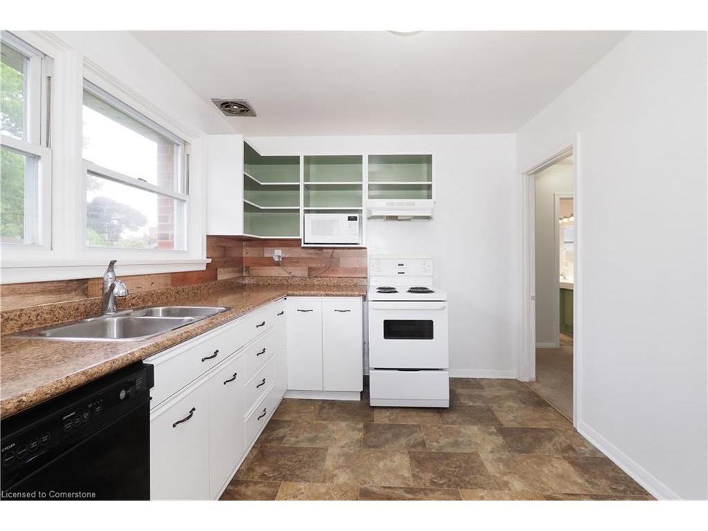 









55


Hoffman

Street,
Kitchener,




ON
N2M 3M8

