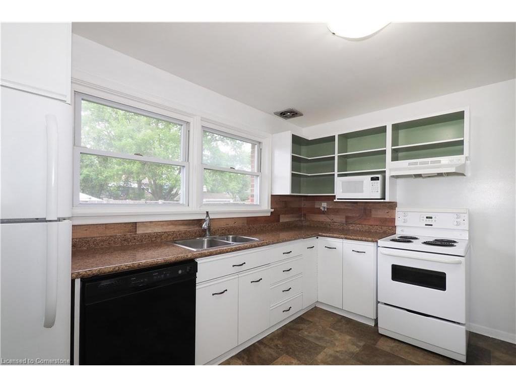 









55


Hoffman

Street,
Kitchener,




ON
N2M 3M8

