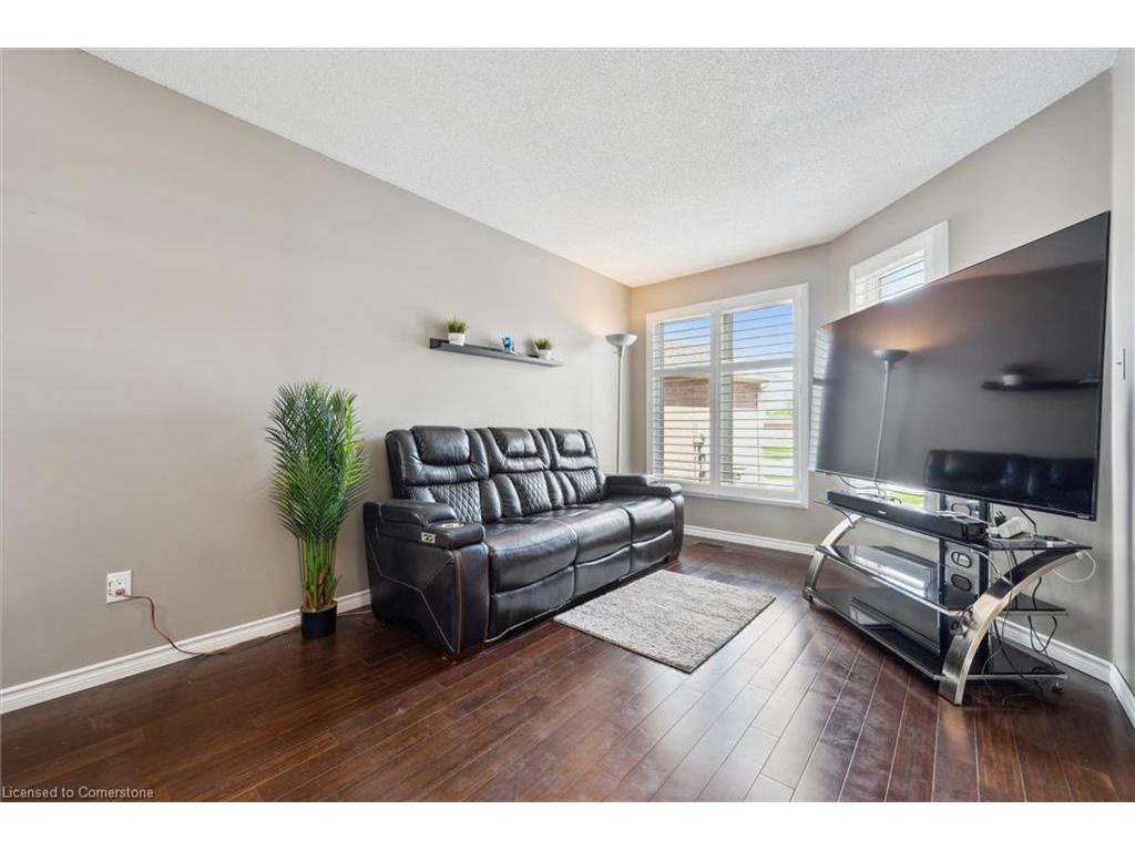 









23


Michelle

Court,
Kitchener,




ON
N2N 3K8

