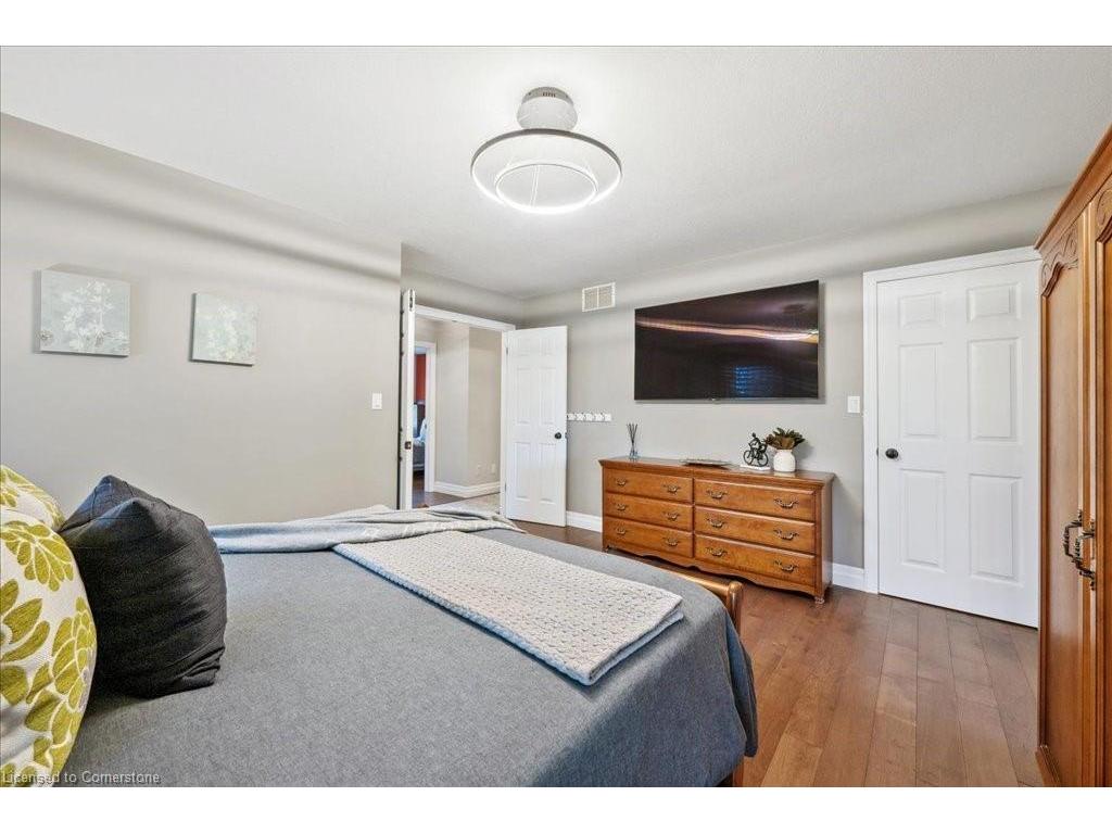 









790


Dianne

Crescent,
Fergus,




ON
N1M 3N5

