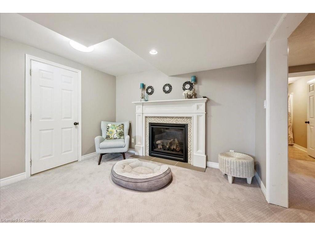 









790


Dianne

Crescent,
Fergus,




ON
N1M 3N5

