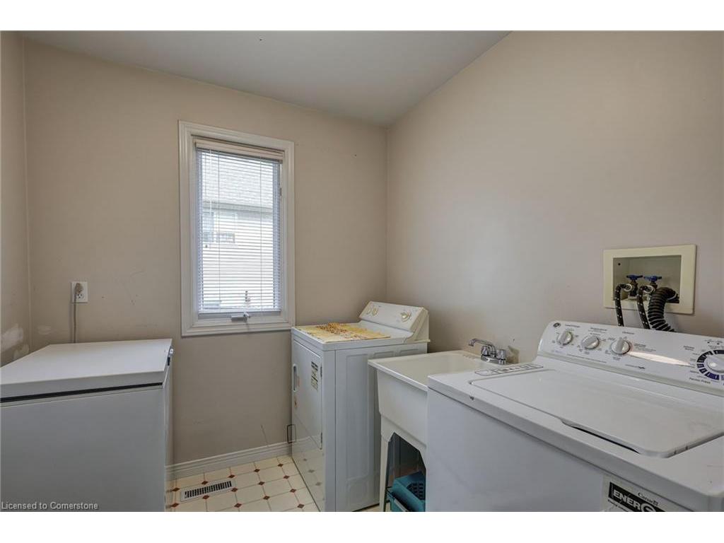 









15


Allison

Court,
Strathroy,




ON
N7G 4C2

