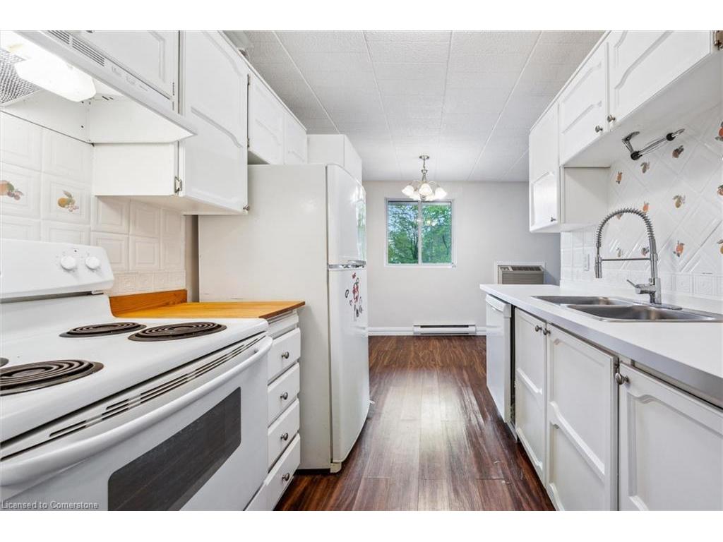 









29


West

Avenue, 204,
Kitchener,




ON
N2M 5E4

