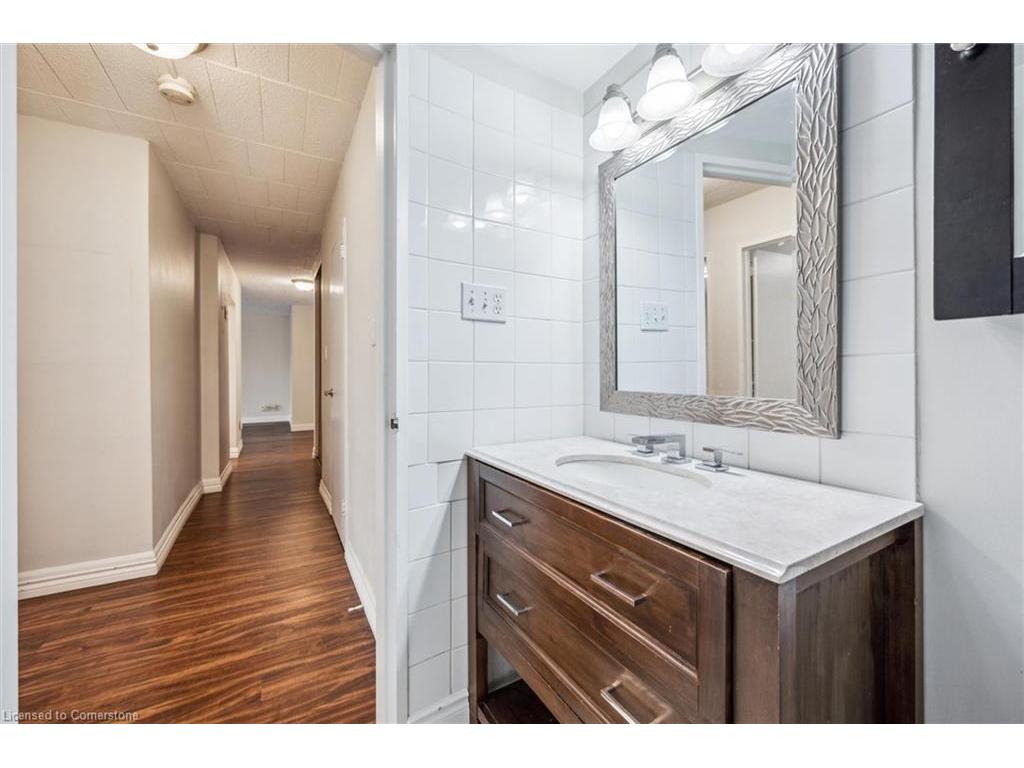









29


West

Avenue, 204,
Kitchener,




ON
N2M 5E4

