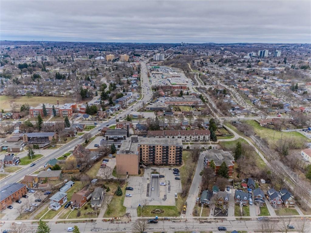 









29


West

Avenue, 204,
Kitchener,




ON
N2M 5E4

